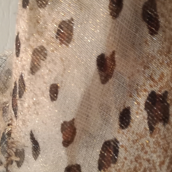 Scarf and scarf holder - Picture 5 of 5